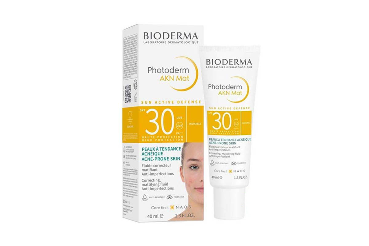 BIODERMA PHOTODERM AKN MAT SPF30 INVISIBLE 40ML - Apotek Plus Pharmacy