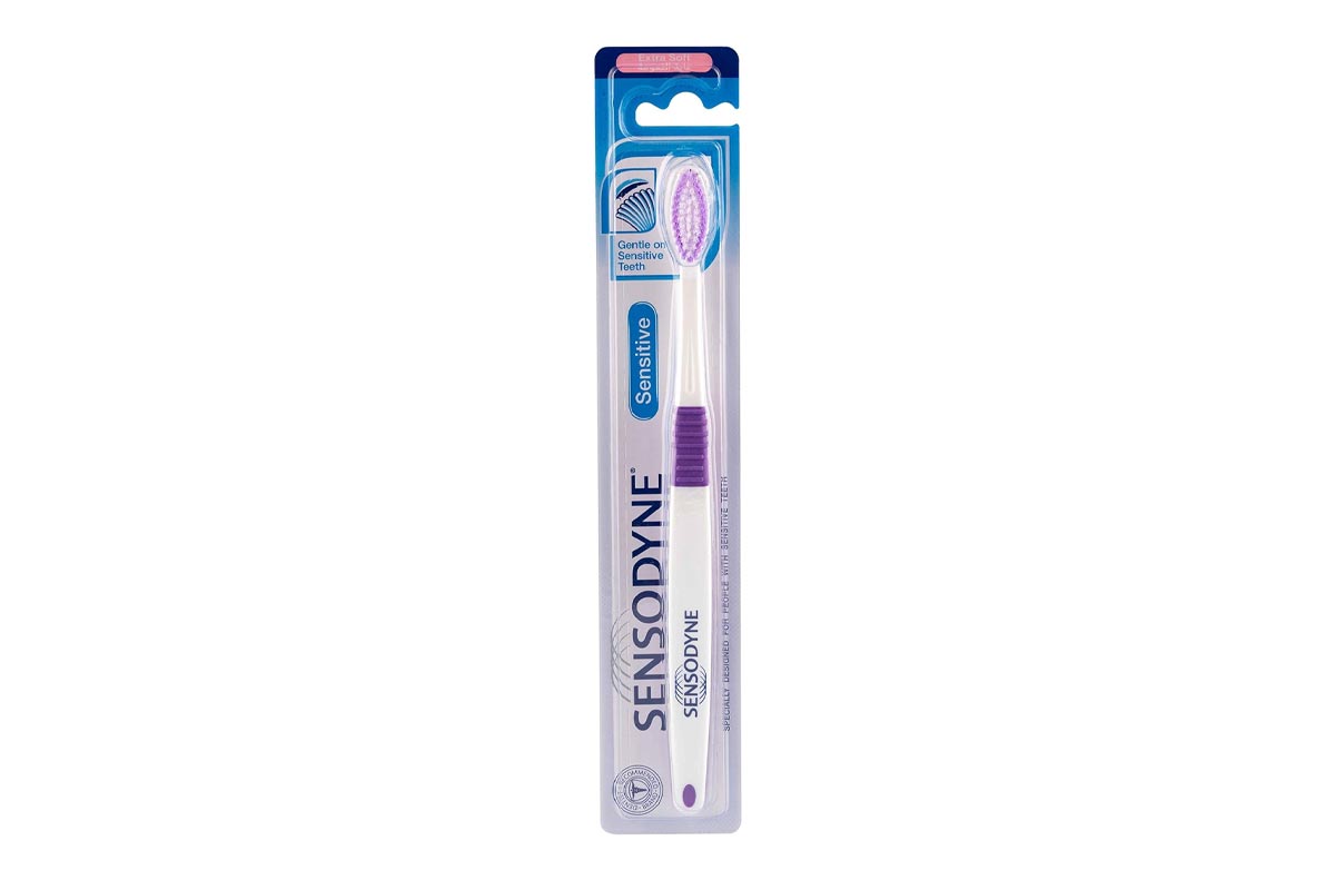 SENSODYNE TOOTH BRUSH SENSITIVE EXTRA SOFT - Apotek Plus Pharmacy