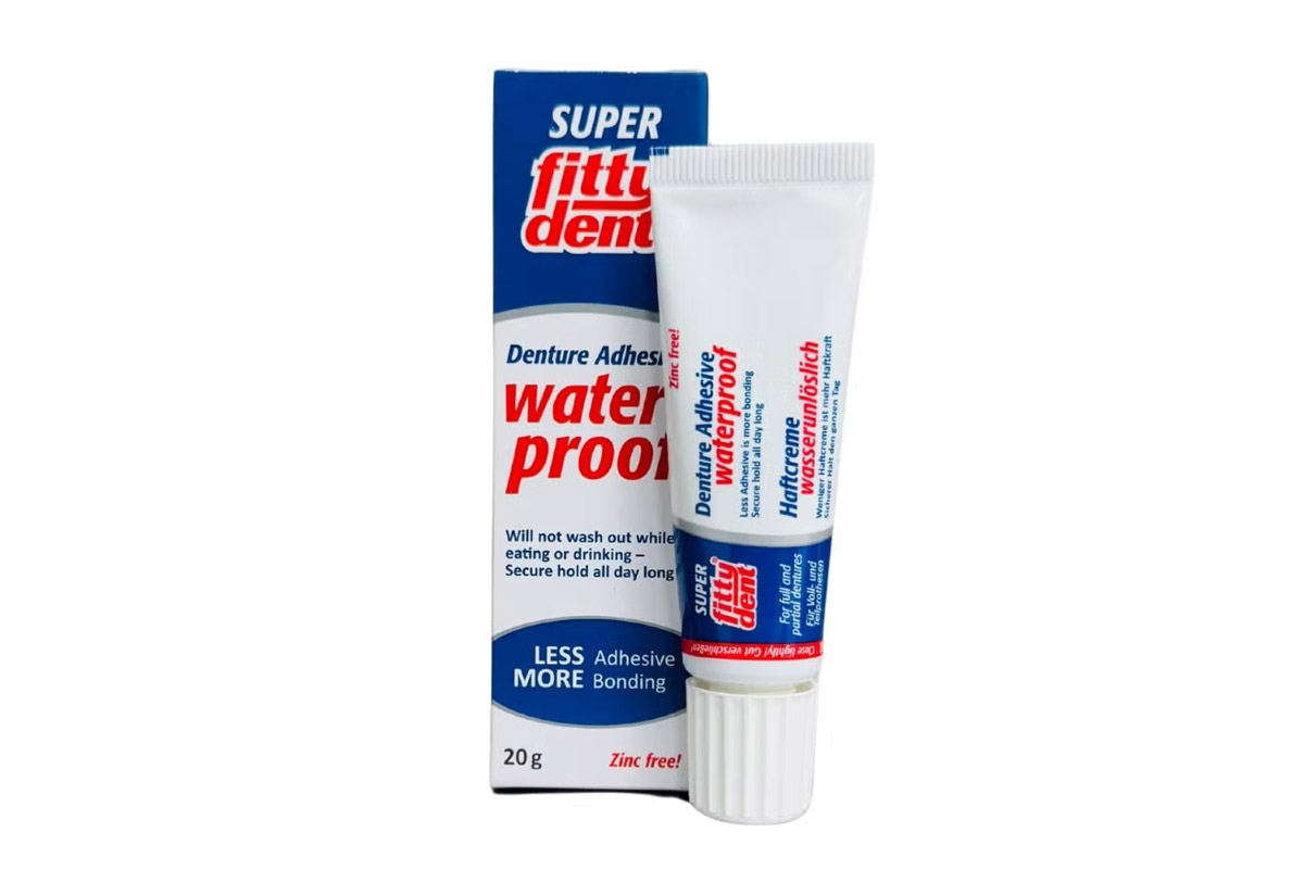 SUPER FITTYDENT DENTURE ADHESIVE WATER PROOF CREAM 20GM - Apotek Plus Pharmacy